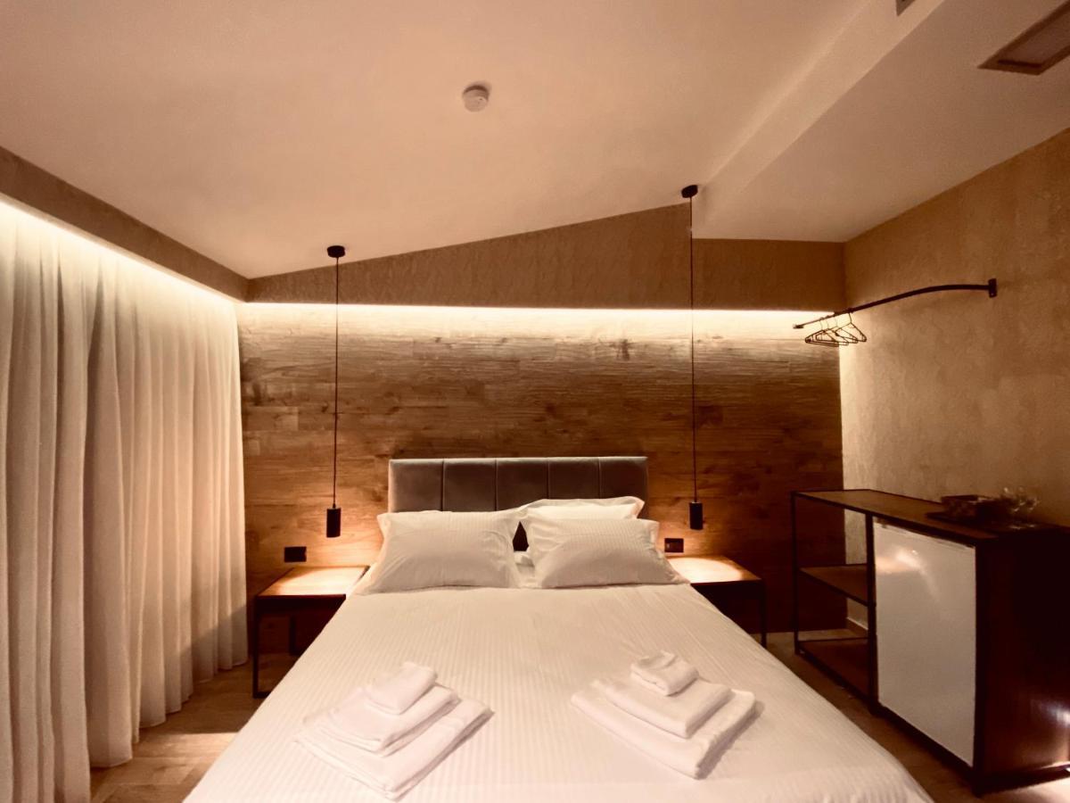 Апартаменты Deluxe In Blloku Area *