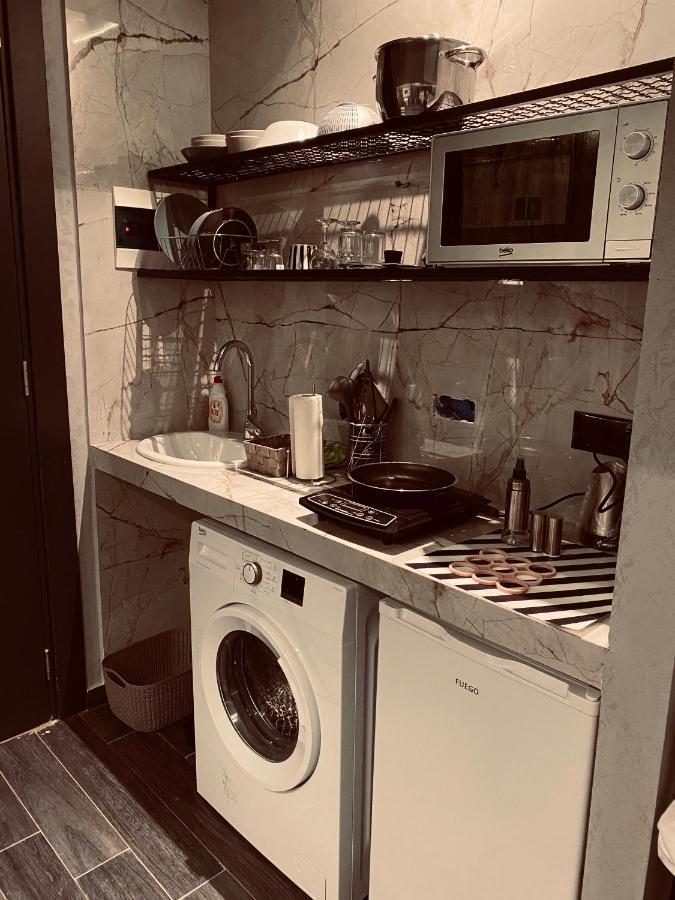 Deluxe In Blloku Area * Tirana